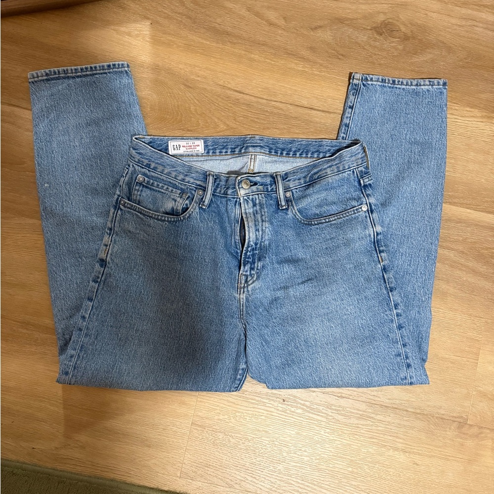 GAP Men's Classic Straight Blue Denim Jeans